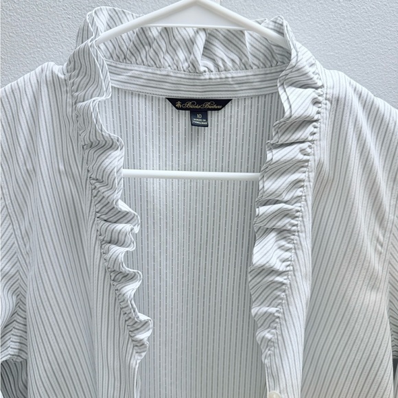 Brooks Brothers Women’s 10 Button Down Ivory & Blue Striped Ruffle Collar Blouse - Picture 3 of 8